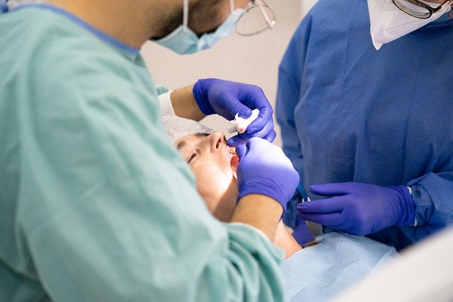 Implant dentaire tarifs des dentistes à Budapest