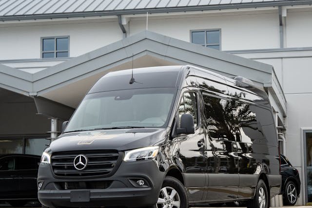minibus mercedes