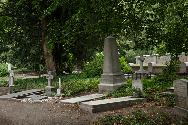 plaque funeraire