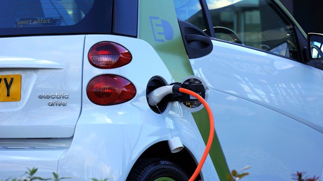 Habitat collectif les étapes clés pour installer une borne de recharge dans votre immeuble