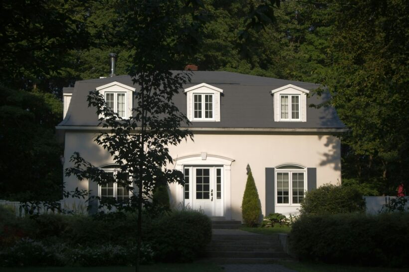 Porte d'entrée sur mesure en ligne