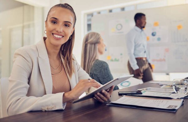 Les services spécialisés en pages de vente Lyon proposent généralement un accompagnement complet incluant la rédaction