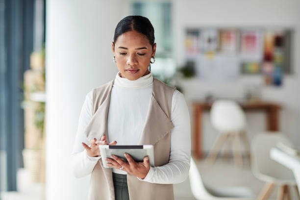 Pour construire des pages de vente Lyon efficaces, l’accroche constitue le premier levier stratégique. En effet, dès les premières secondes