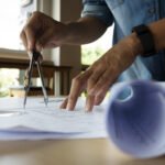 Plan d'un géomètre pour la construction d'une maison.