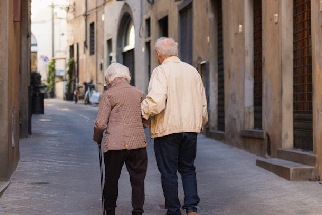 soutien financier seniors